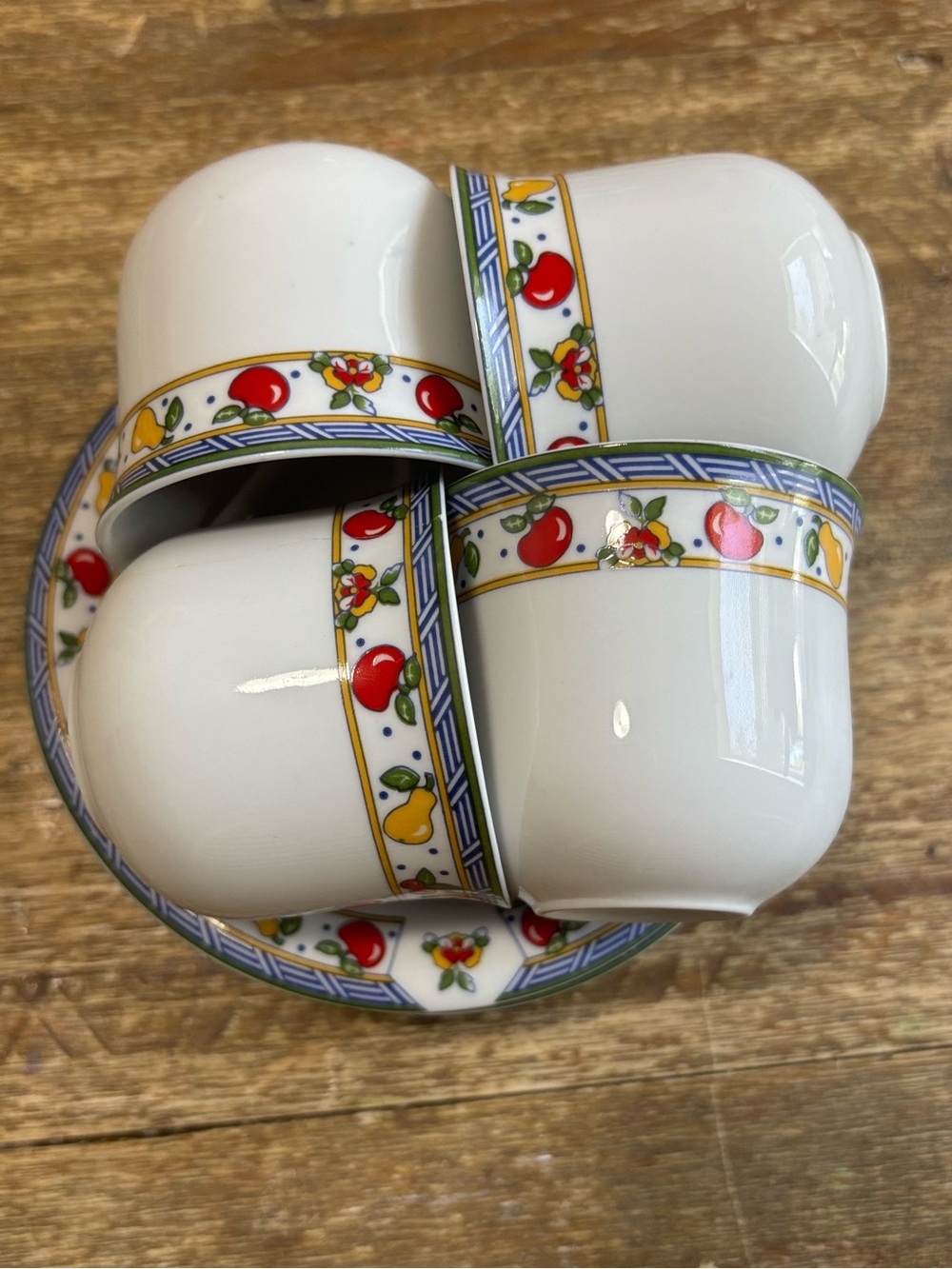 Romanian Apulum fine porcelain Demitasse Cup & saucers. Set of 4 Fruit & Flowers